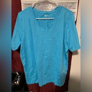 Sky blue short sleeve shirt